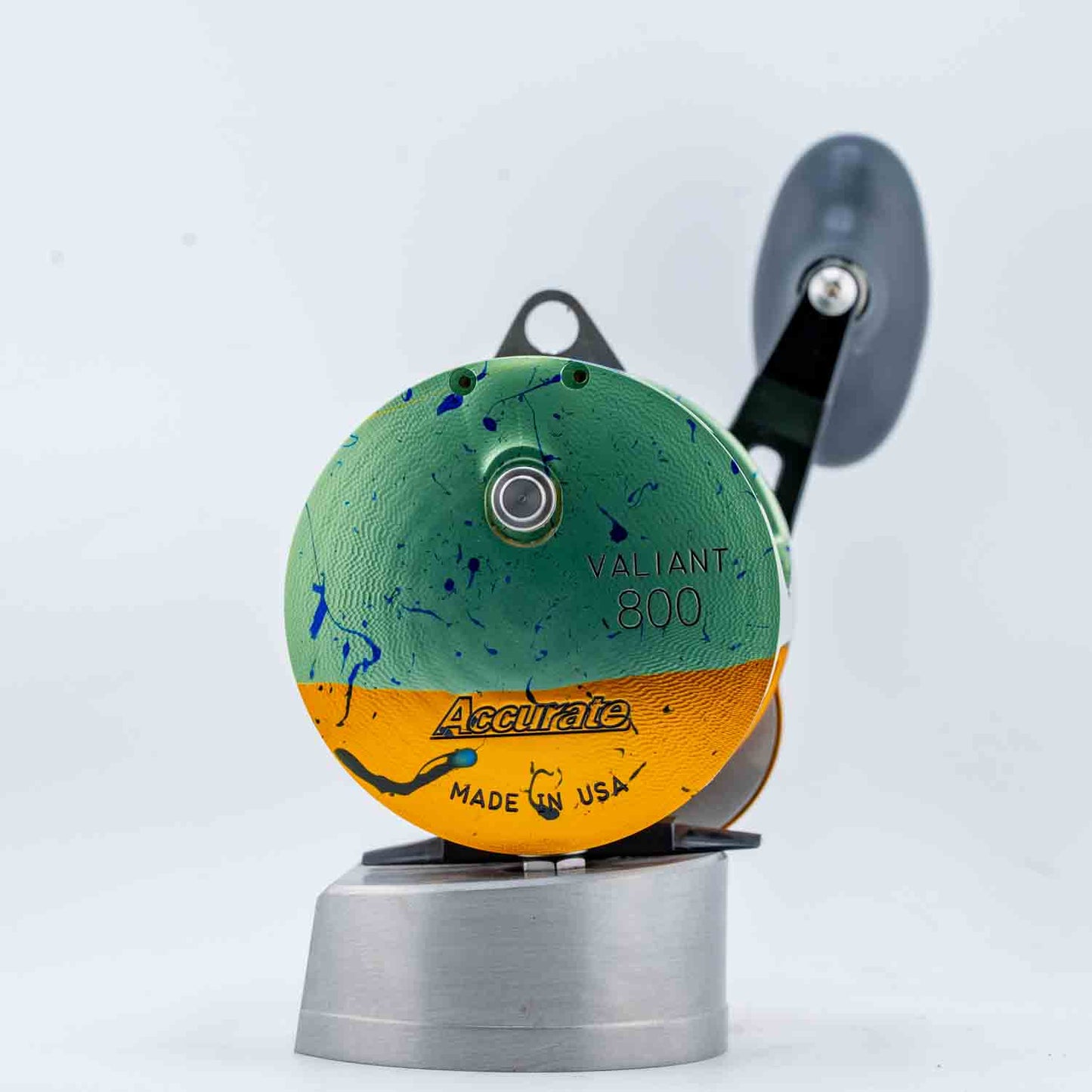 Mahi/Black Valiant 800 2-Speed