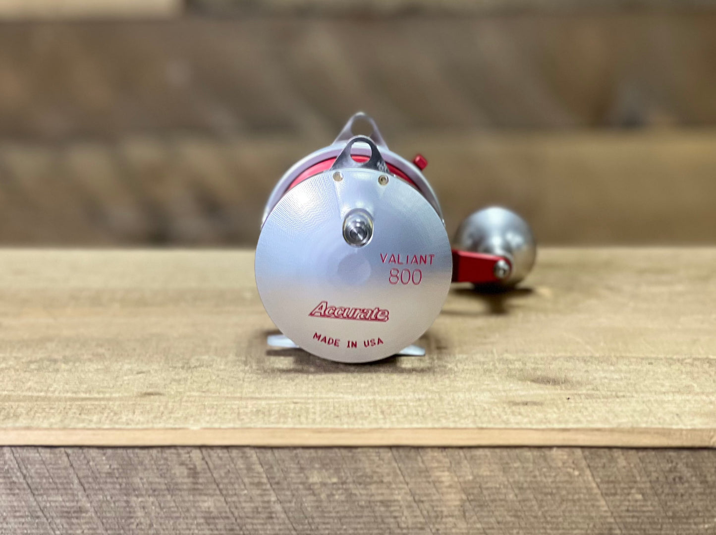Silver/Red Valiant 800 2-Speed
