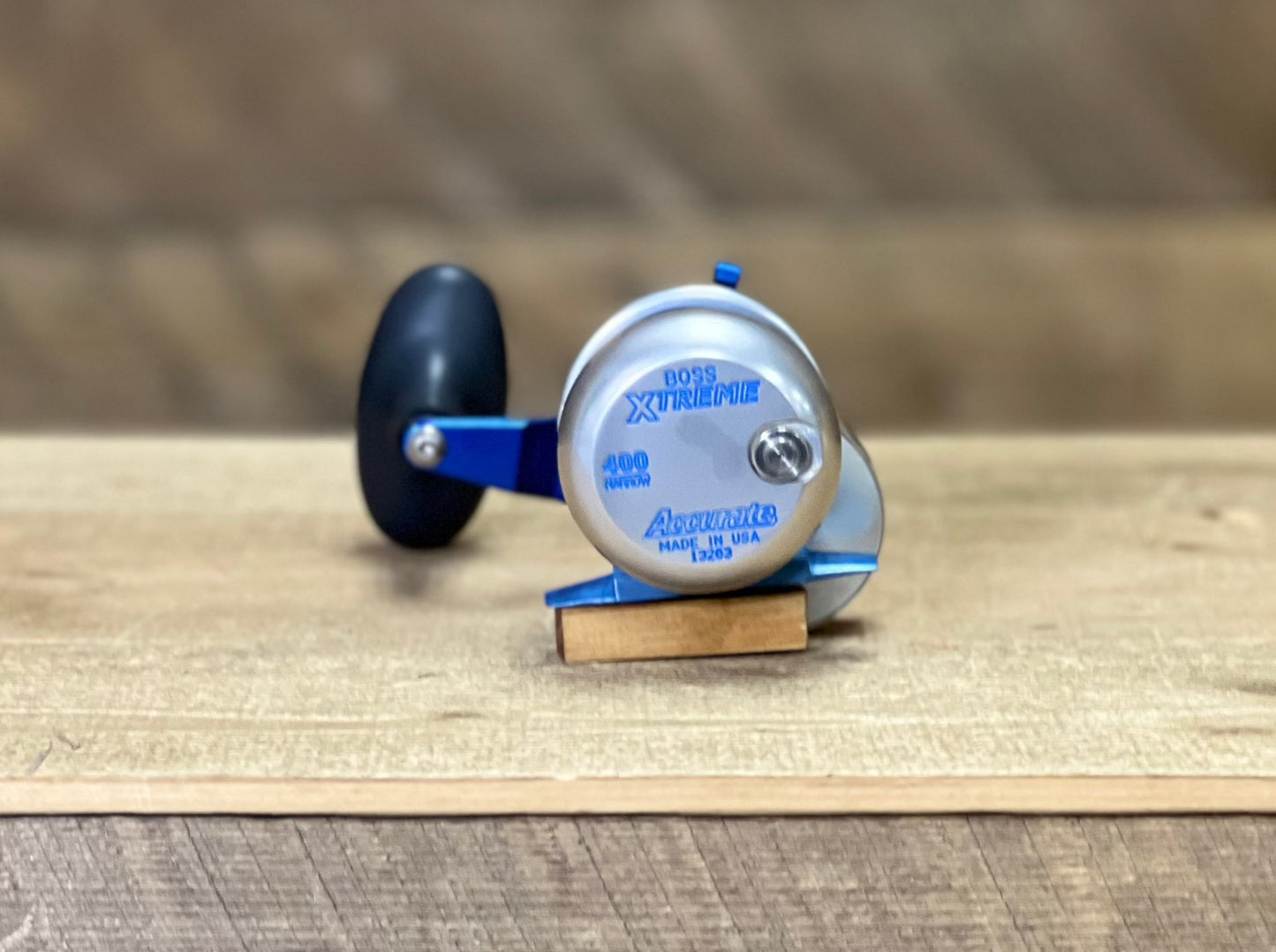 Silver/Blue Boss Xtreme 400N Lefty