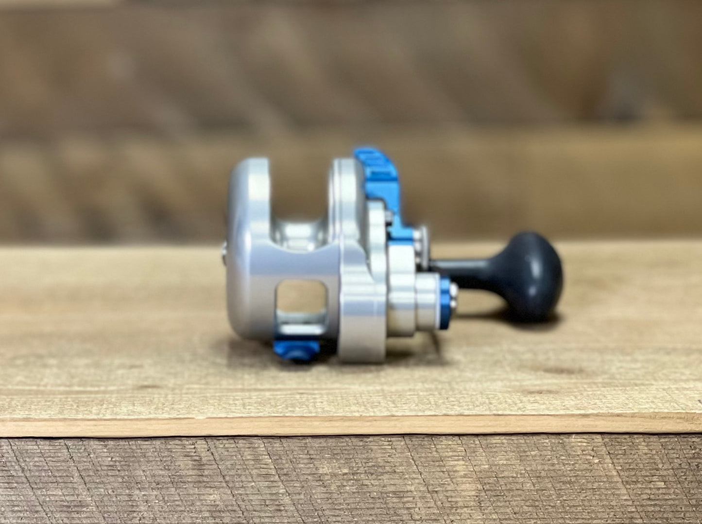 Silver/Blue Boss Xtreme 600NN Lefty