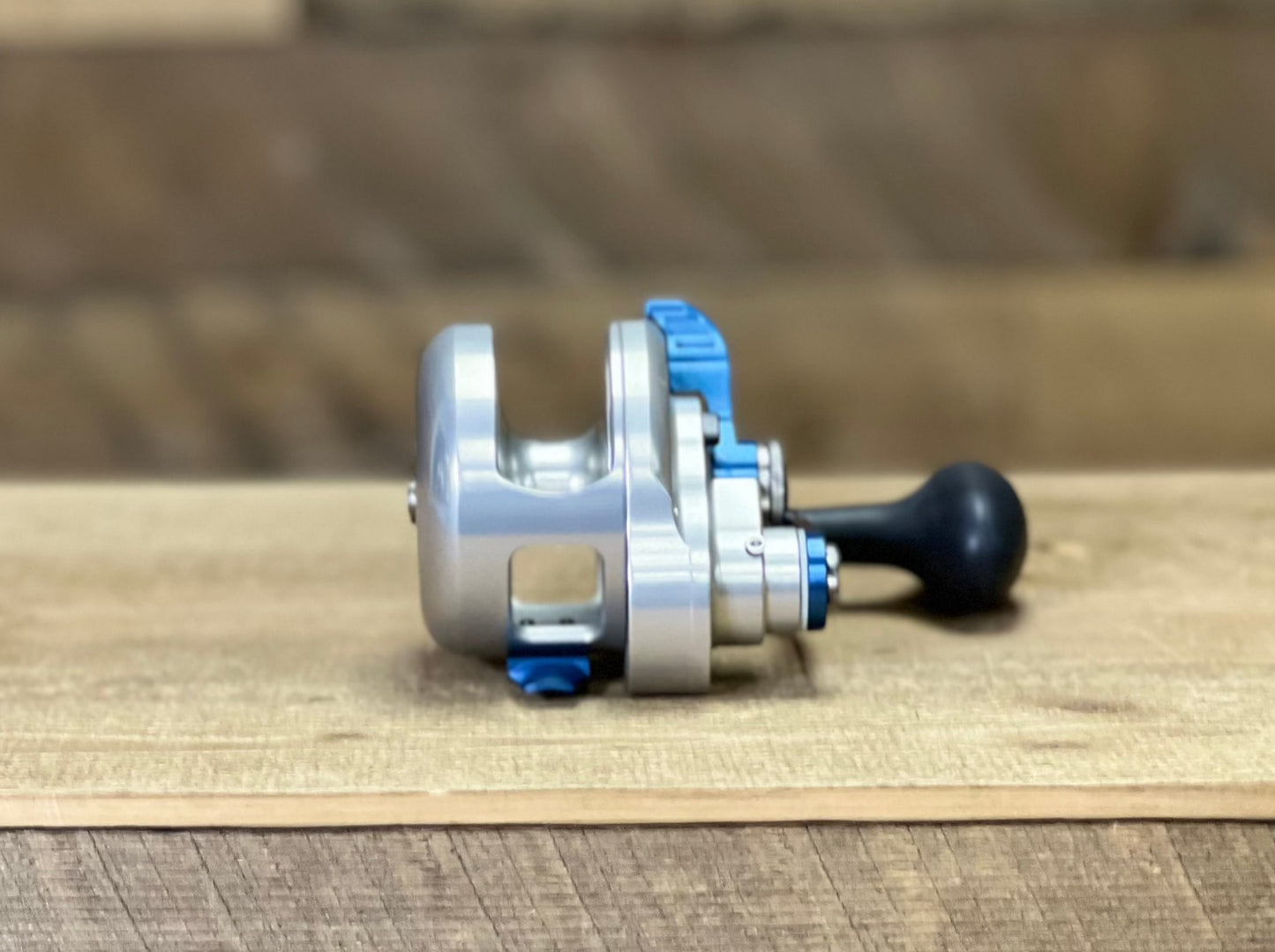 Silver/Blue Boss Xtreme 600XNN Lefty