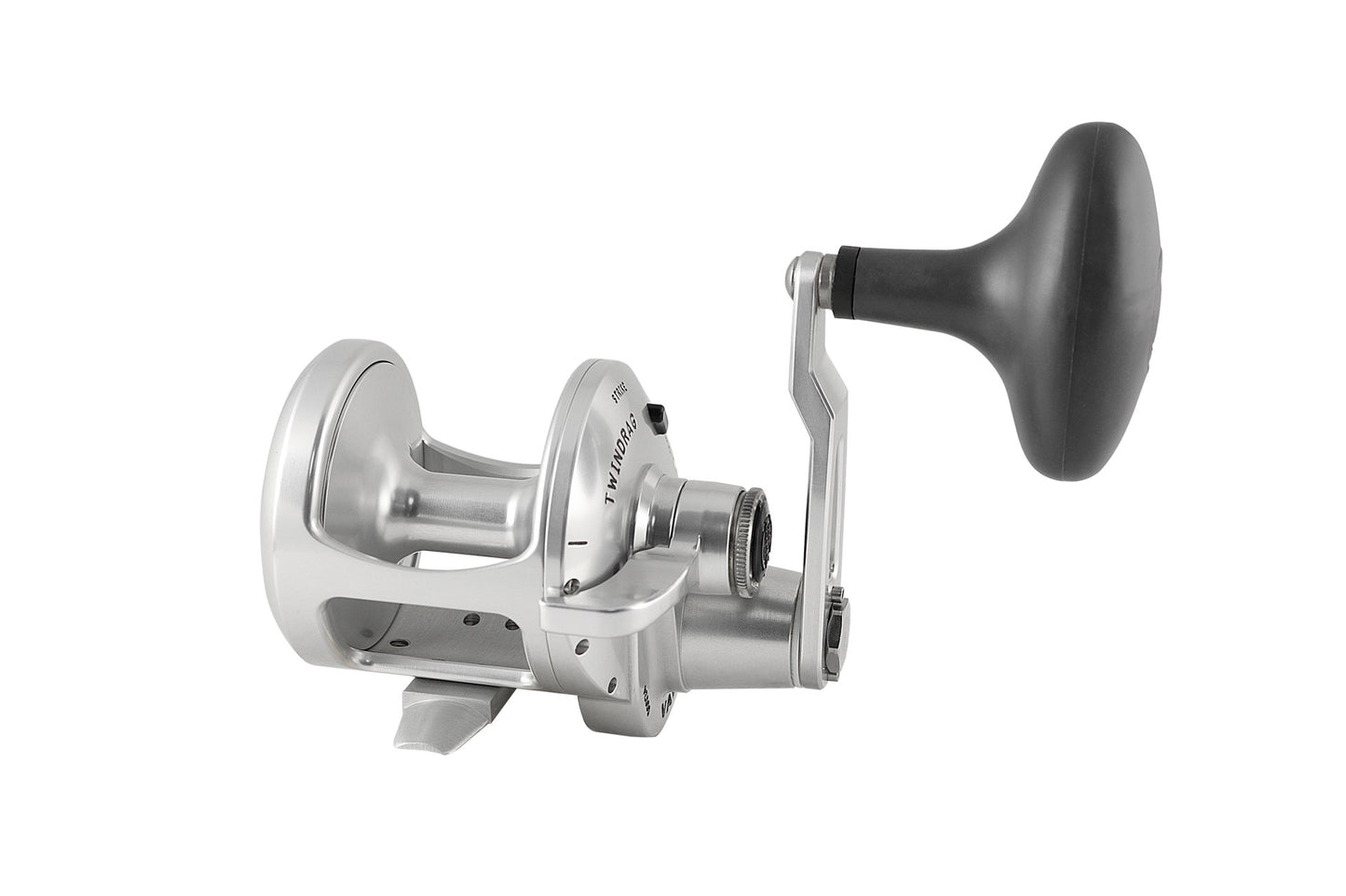 Saltwater fishing reels
