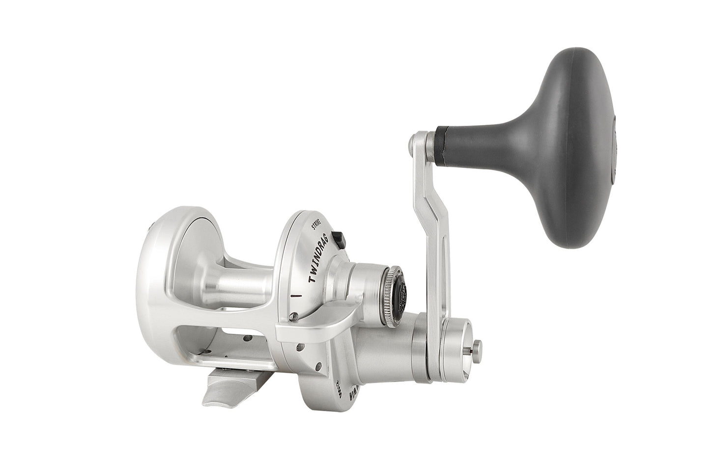 Saltwater fishing reels