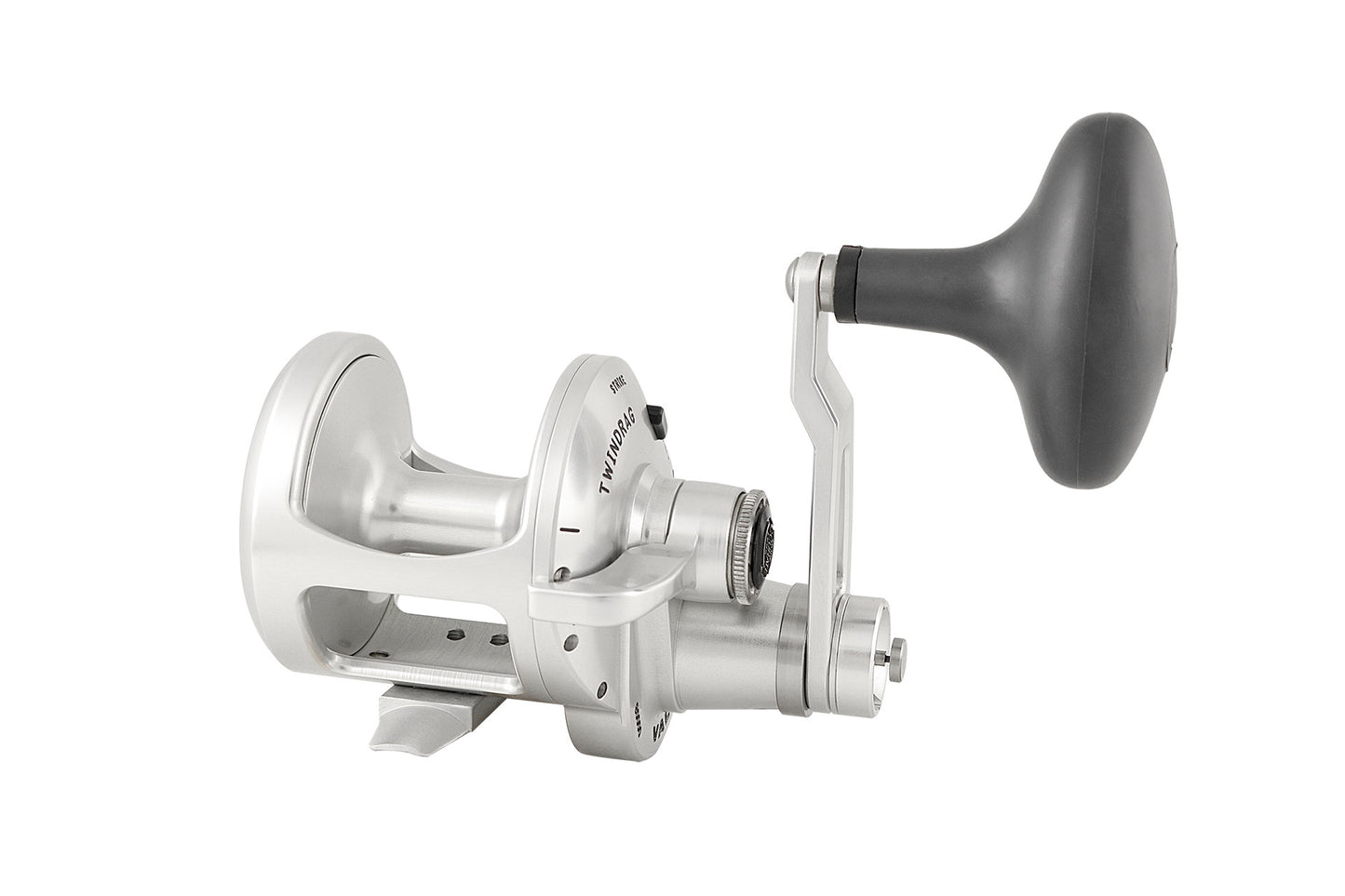 Saltwater fishing reels