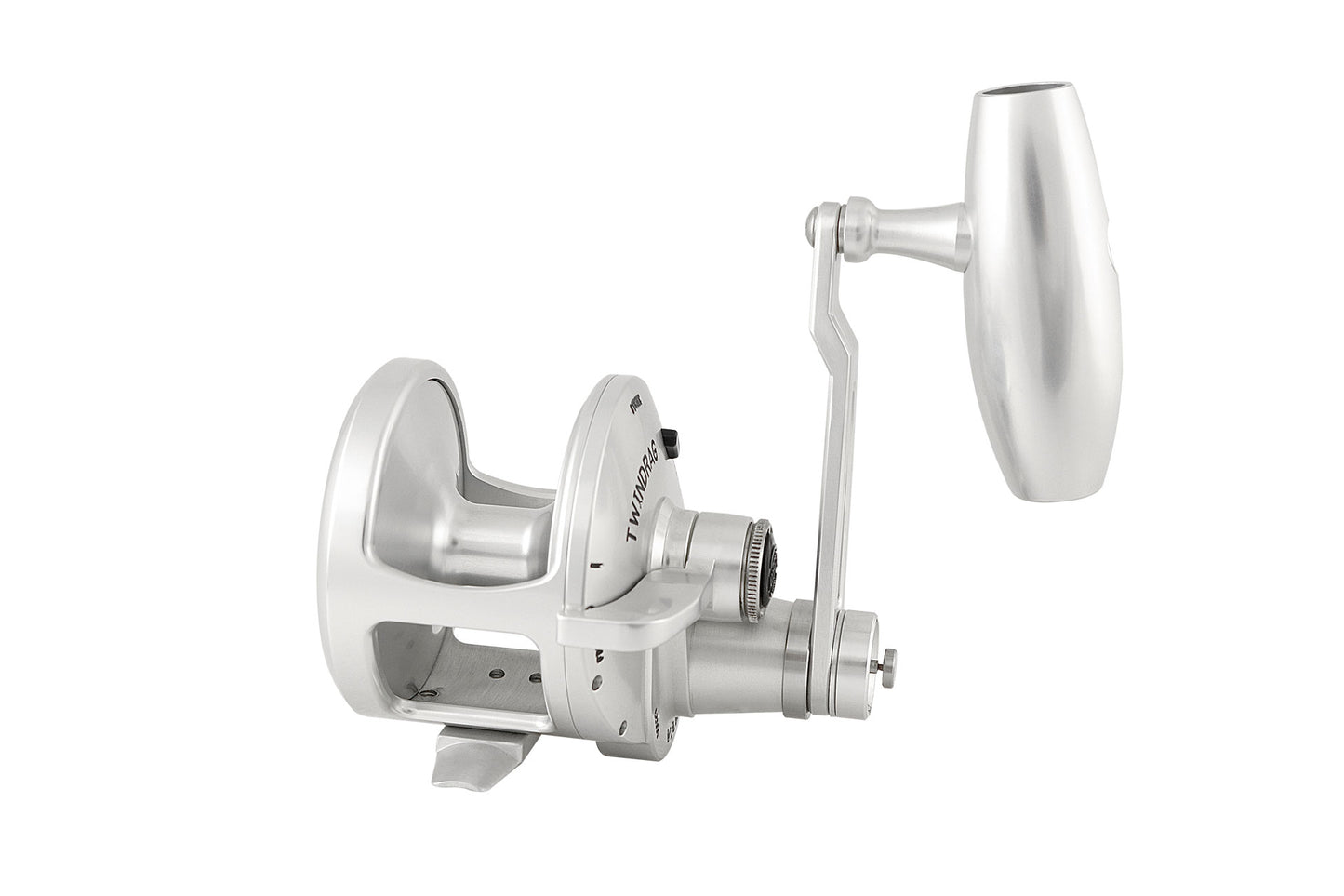 Saltwater fishing reels