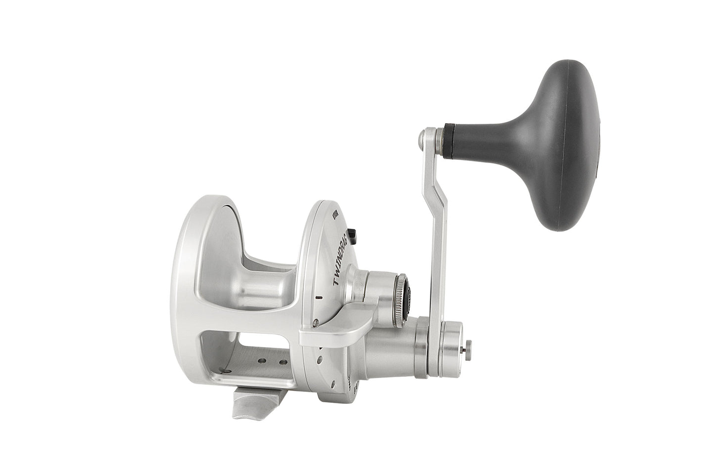 Saltwater fishing reels