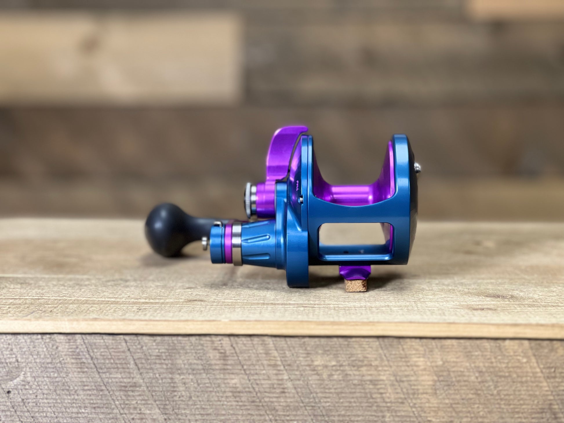 Blue/Purple Valiant 600 2-Speed – Accurate Fishing