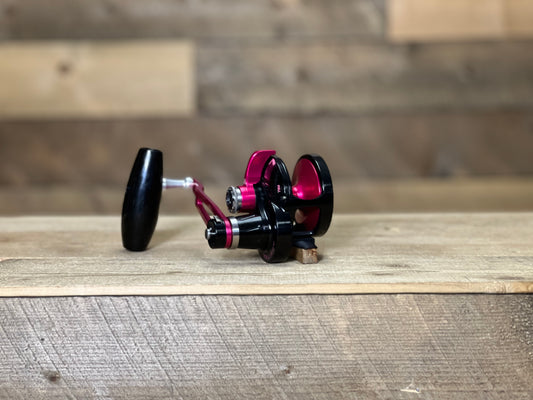 Black/Hot Pink Valiant 500N SPJ 2-Speed