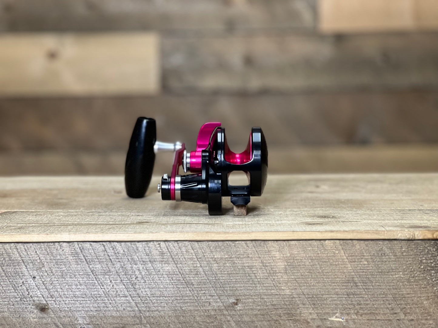 Black/Hot Pink Valiant 500N SPJ 2-Speed