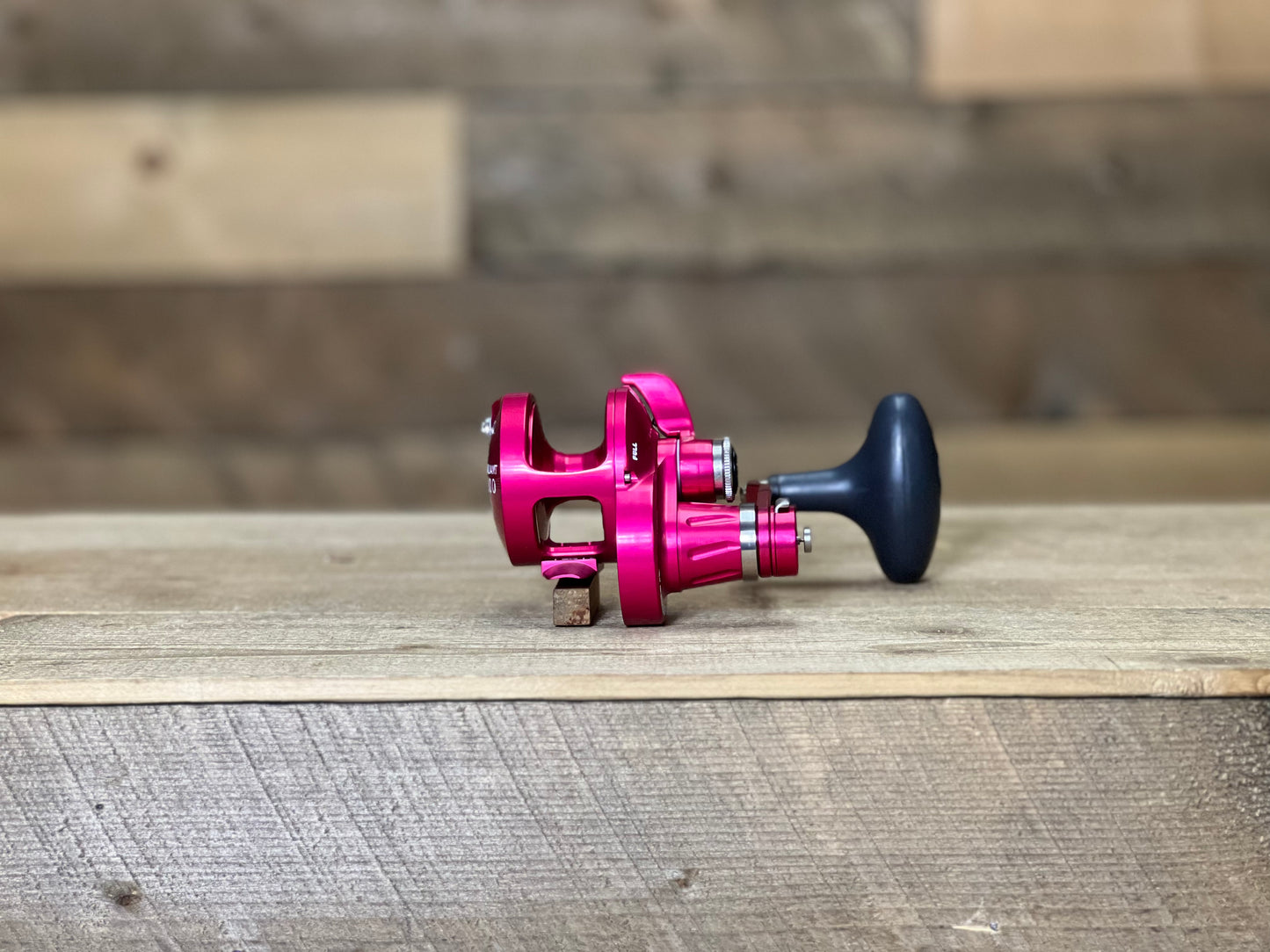 Hot Pink Valiant 300CL 2-Speed Lefty